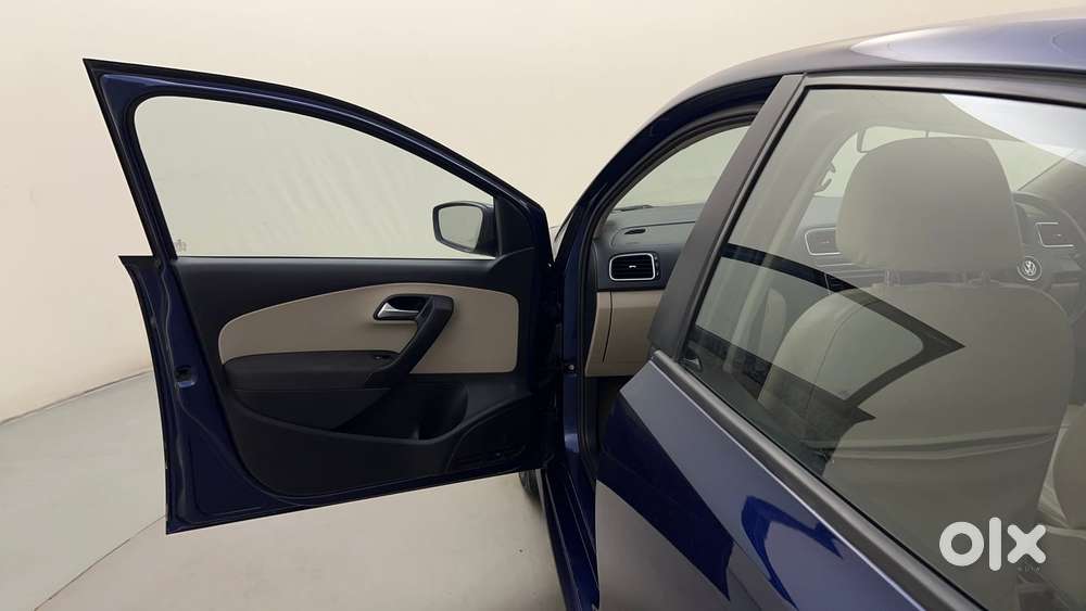 Volkswagen Polo Petrol Highline 1.2l, 2013, Petrol