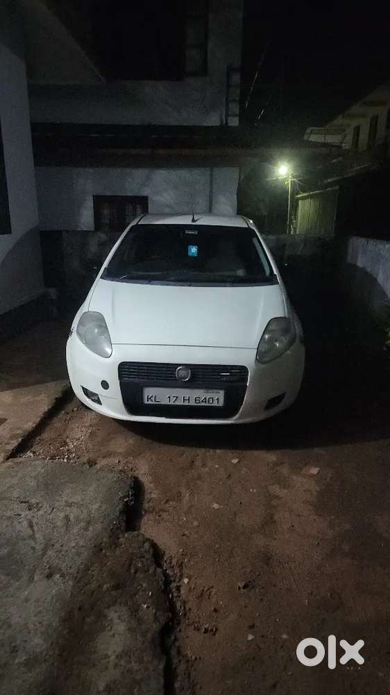 Fiat Grande Punto 2011 Diesel 115000 Km Driven