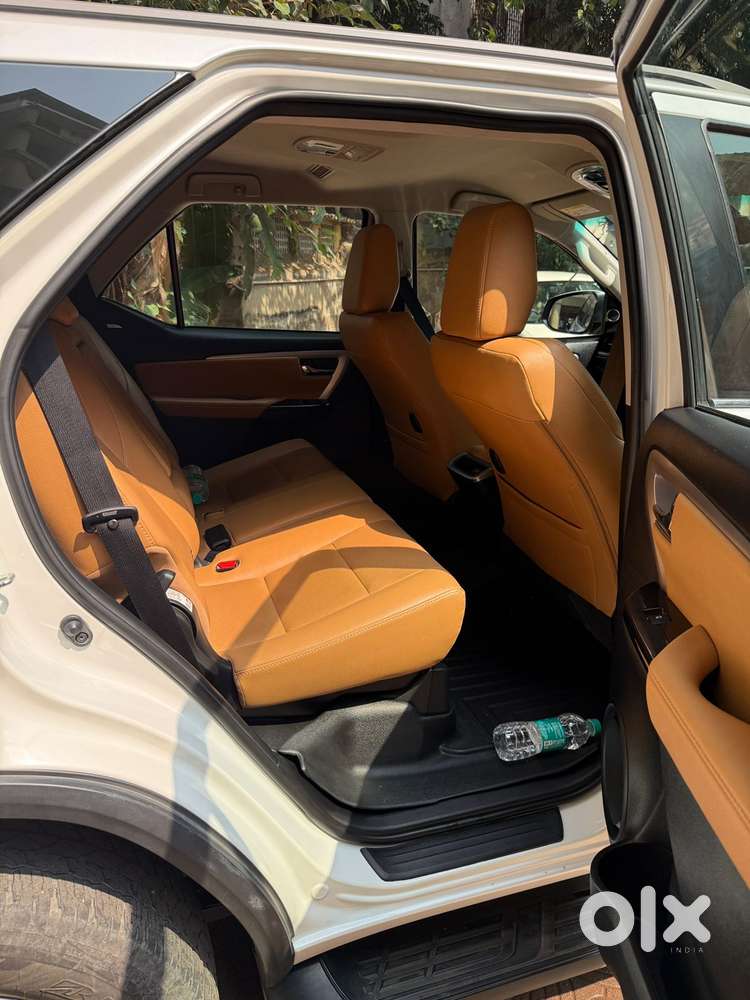 Toyota Fortuner [2021-ongoing] 2.8 2wd Diesel At, 2024, Diesel