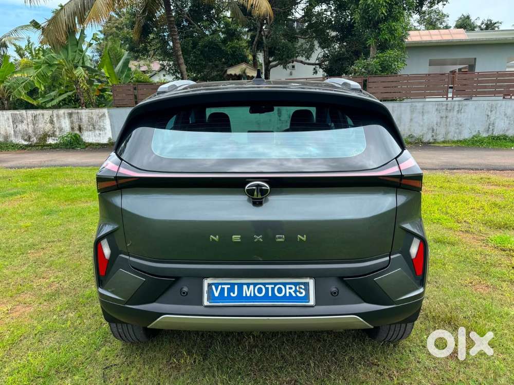 Tata Nexon Fearless Plus S 1.2 Revotron Petrol 6mt Dt, 2024, Petrol