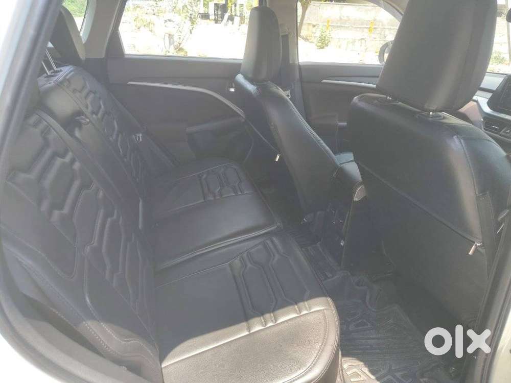 Maruti Suzuki Brezza 1.5 Zxi At Smart Hybrid, 2023, Petrol