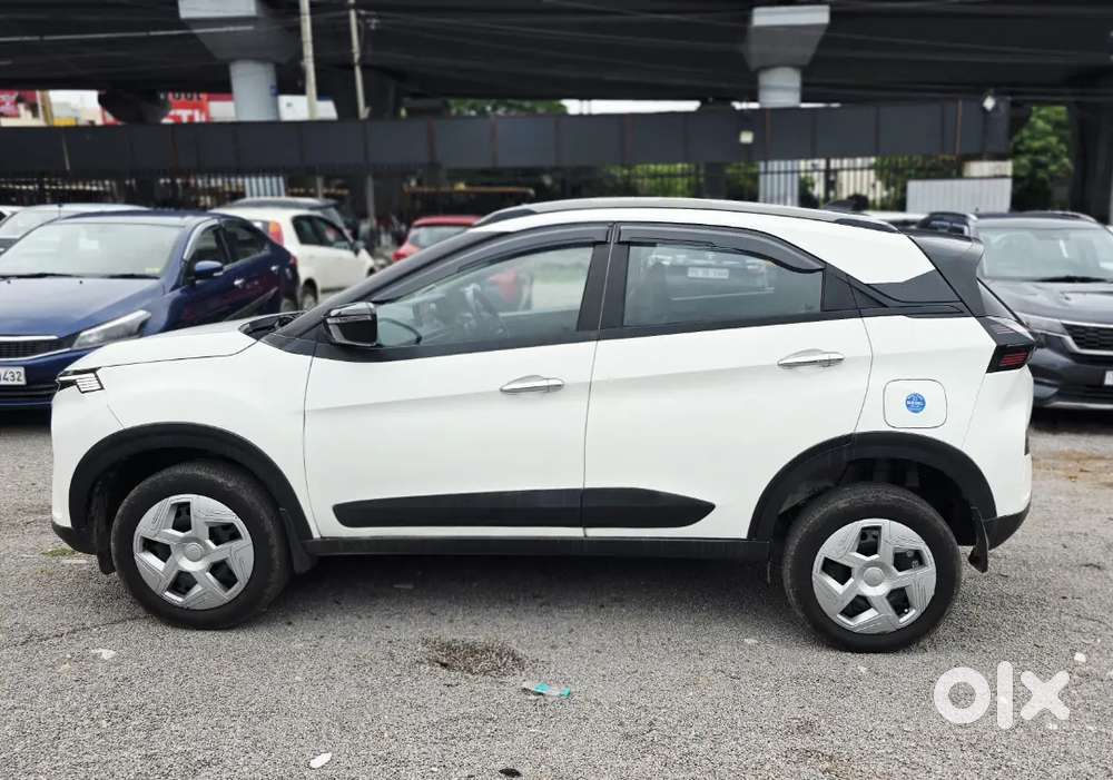 Tata Nexon Smart Plus Diesel Variant