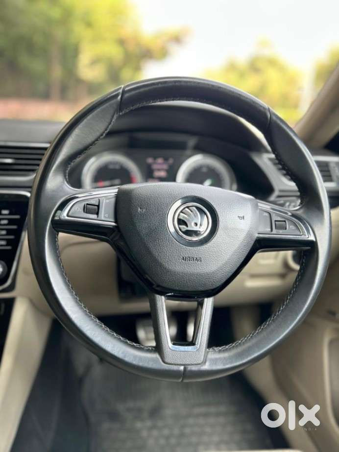 Skoda Superb 2.0 L&k Tsi At, 2019, Petrol