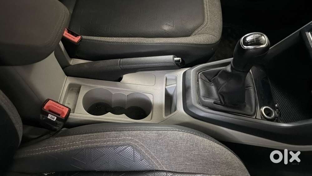 Skoda Kushaq 1.0 Tsi Active, 2023, Petrol