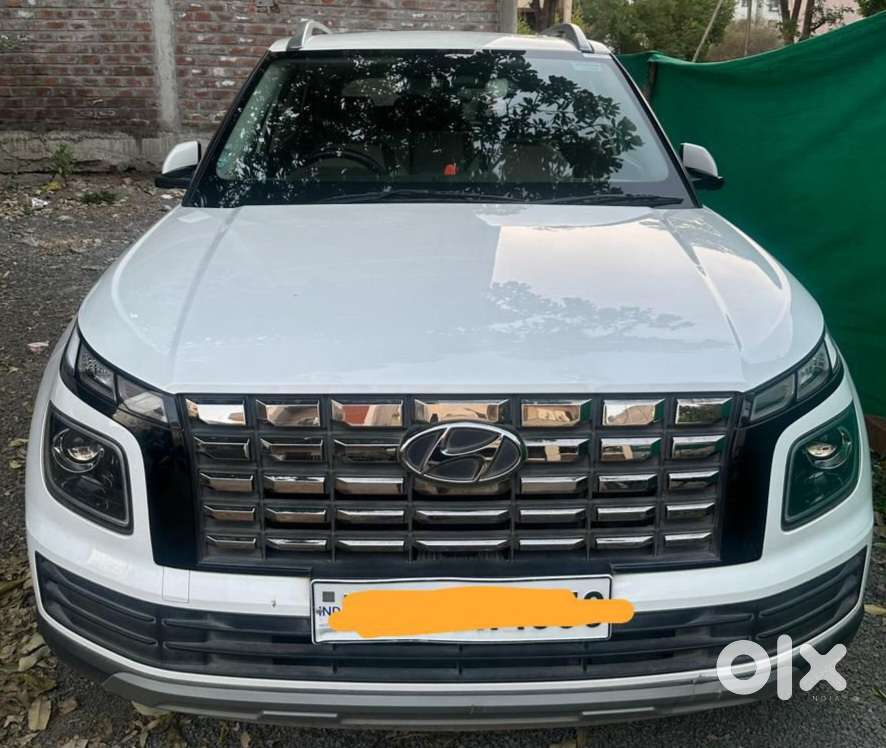 Hyundai Venue Sx Dual Tone Turbo, 2024, Petrol