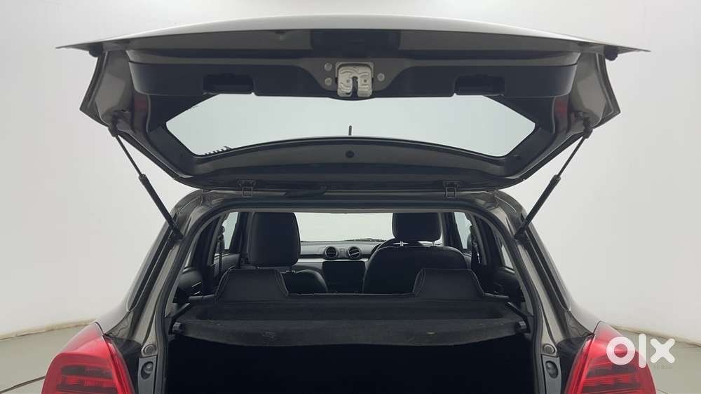 Maruti Suzuki Swift Vvt Vxi, 2022, Petrol