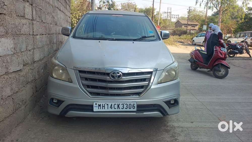 Toyota Innova 2011 Diesel Well Maintained