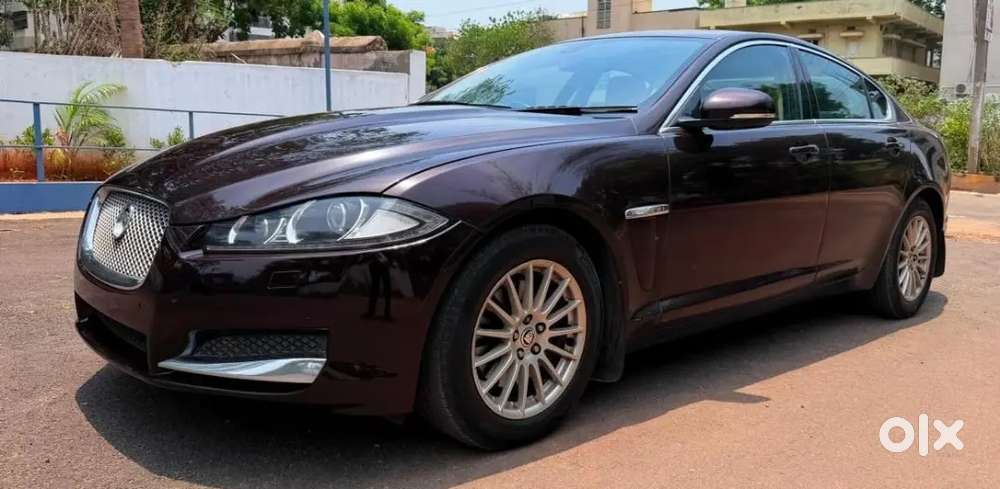 Excellent Drive And Full Safety Luxurious Car