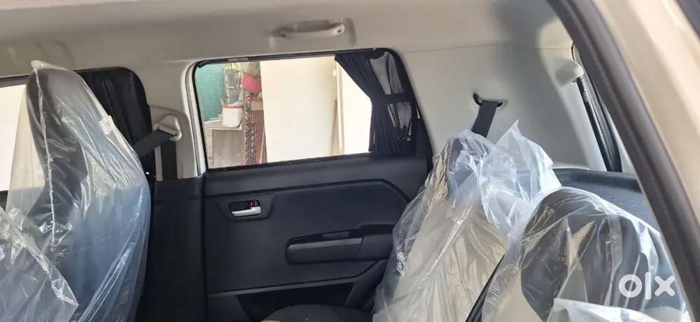 Maruti Suzuki Wagon R 1.0 2025