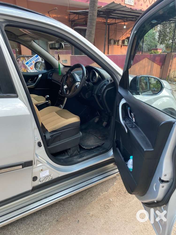 Mahindra Xuv500 2020 Diesel 68000 Km Driven