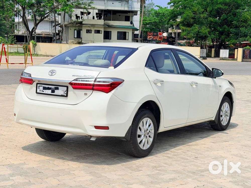 Toyota Corolla Altis 2013-2017 G At, 2017, Petrol