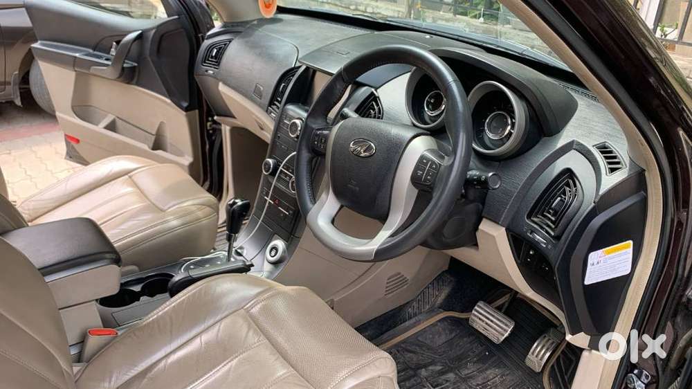 016 Mahindra Xuv500 W10 At Diesel  Purple Colour  1st Owner  60,000
