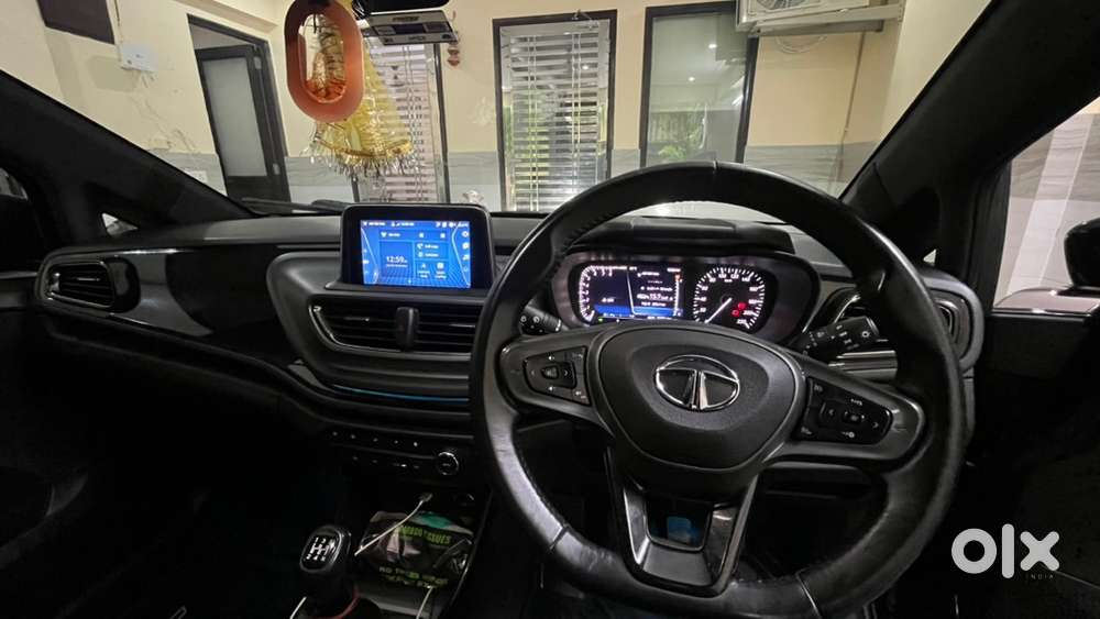 Tata Altroz 2023 Petrol Manual 1.2 Top Model Dark Edition