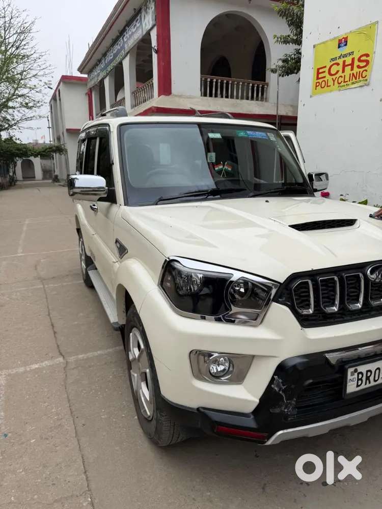 Mahindra Scorpio 2022 Diesel Well Maintained