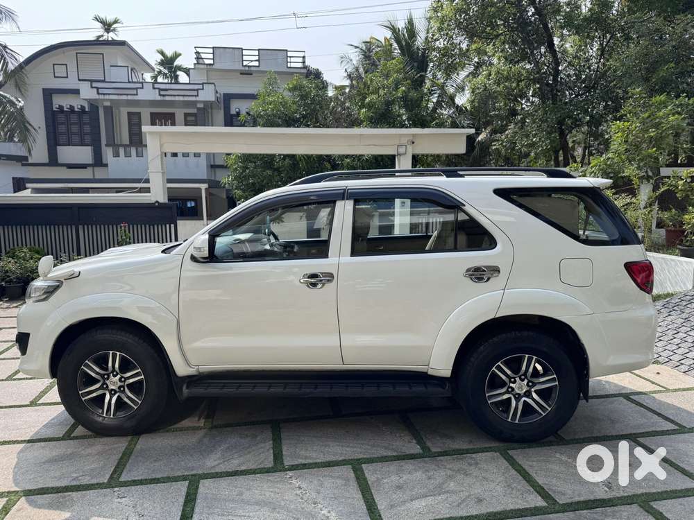 Toyota Fortuner, 2014, Diesel