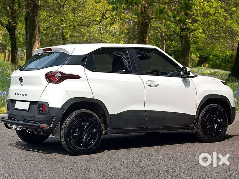 Tata Punch Camo Adventure Mt, 2025, Petrol