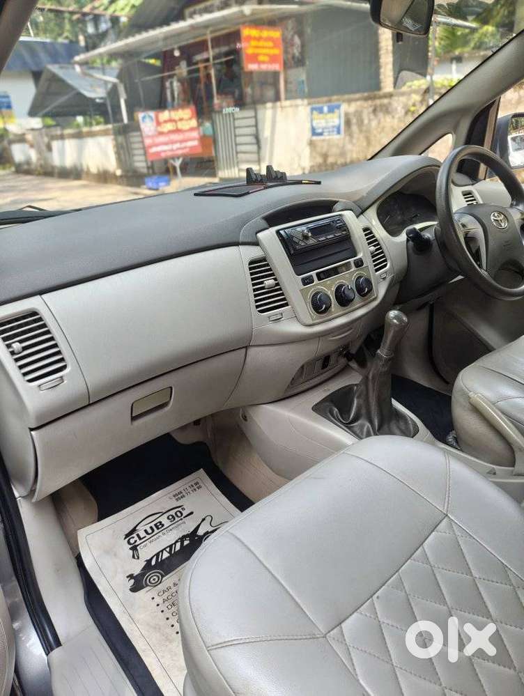 Toyota Innova 2012-2013 2.5 Gx (diesel) 8 Seater Bs Iv, 2012, Diesel