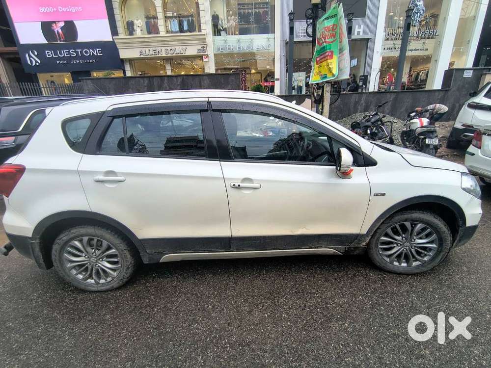 Perfect Condition Maruti Suzuki S-cross - Brand New Tyres & Full Compa