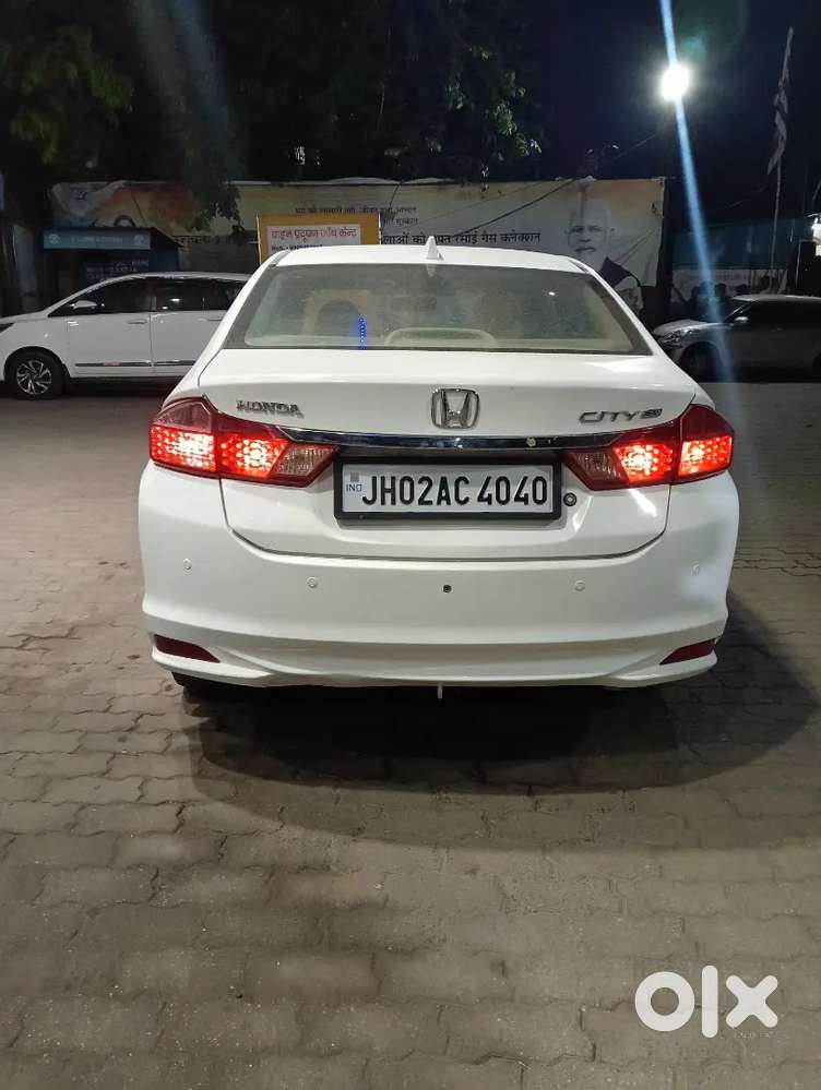 Dealer And Broker Dur Rahe Only Customer Ke Liye