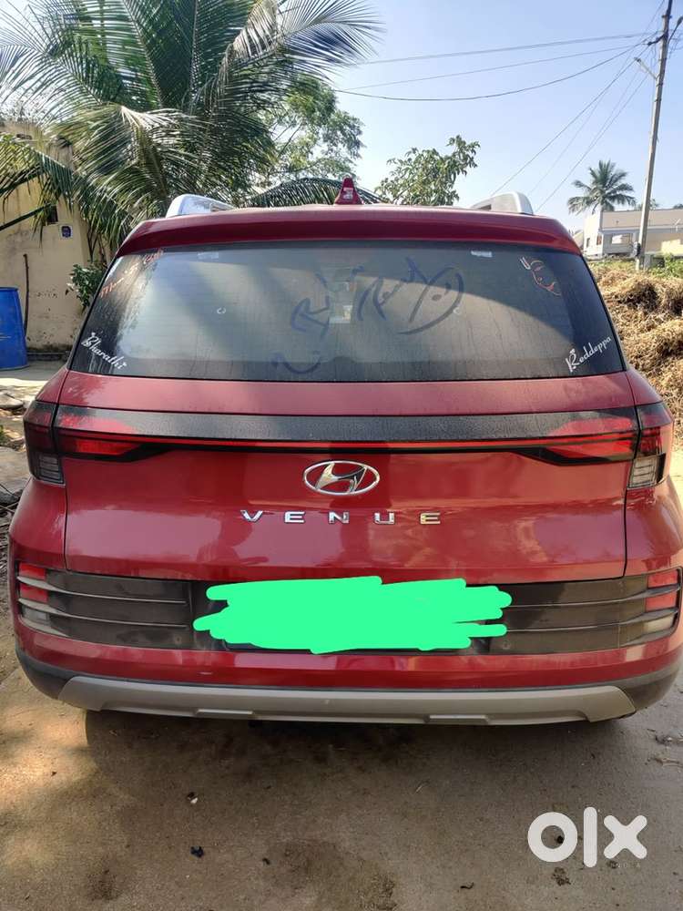Hyundai Venue Petrol 2023