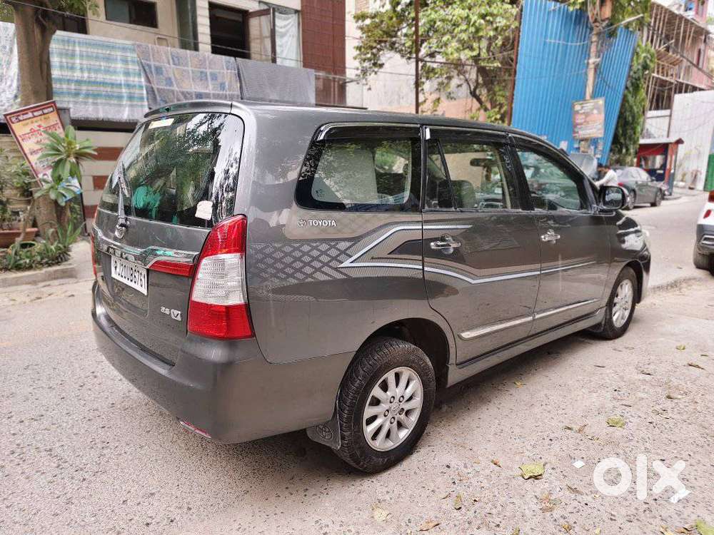 Toyota Innova 2.5 Vx 8 Str, 2014, Diesel