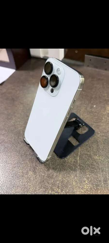 IPHONE 15 PRO MAX BRAND NEW SEALED PACK JUST MESSAGE ME ON WHATSAPP