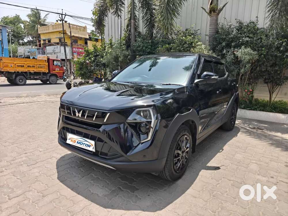 Mahindra Xuv 3xo, 2025, Petrol