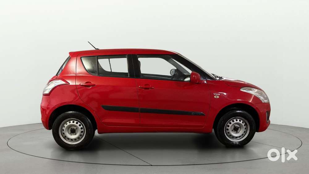 Maruti Suzuki Swift Lxi, 2016, Petrol