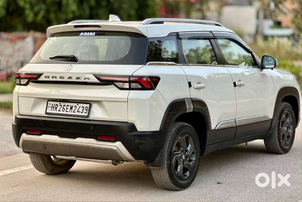 Maruti Suzuki Brezza Zxi S-cng, 2023, Cng & Hybrids
