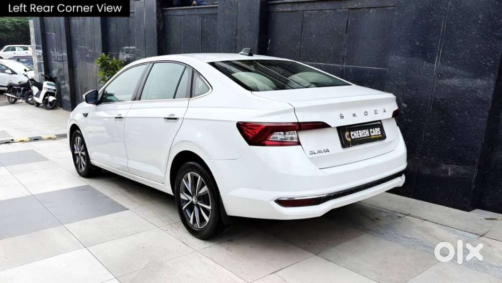 Skoda Slavia 1.0 Tsi Style At, 2022, Petrol