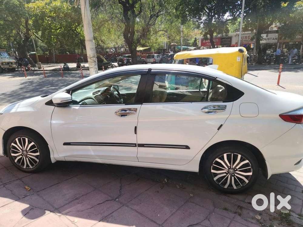 Honda City V At Sunroof I-vtec, 2019, Petrol