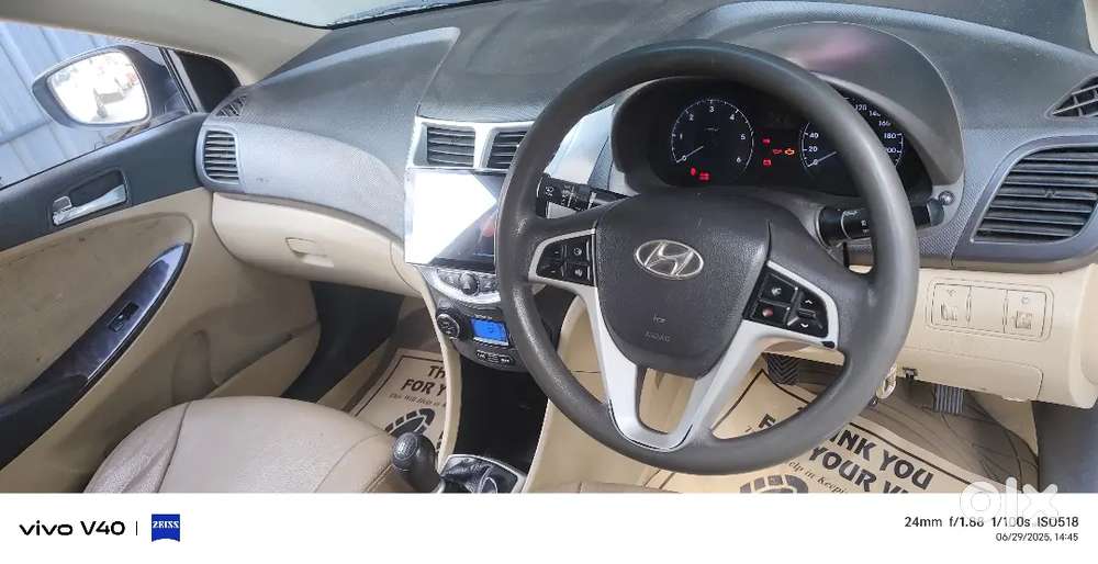 Hyundai Verna 2011