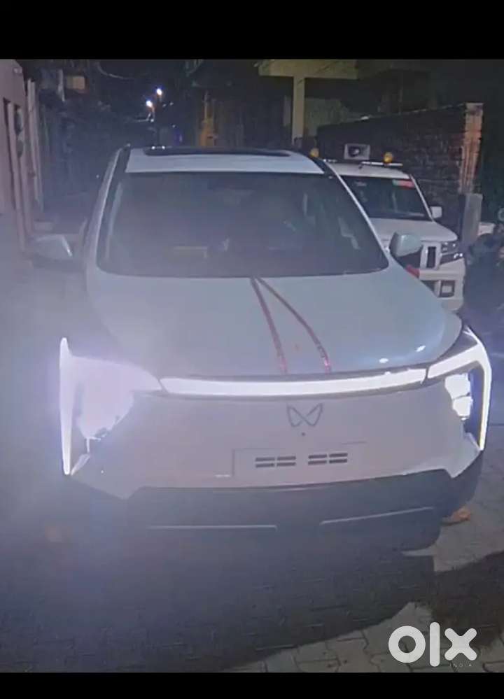 Mahindra Xev9s 1460km Running One Month Old