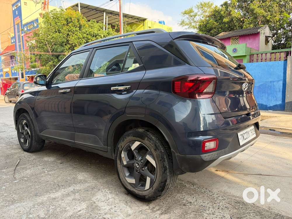 Hyundai Venue Diesel 2021