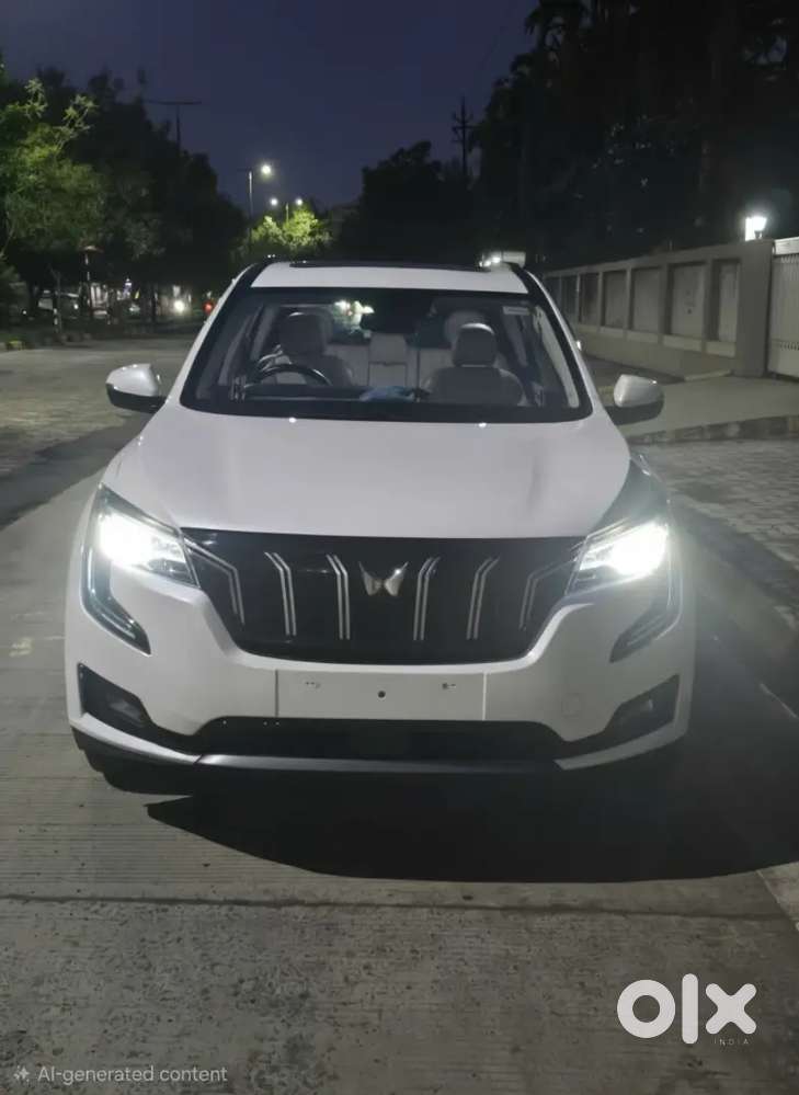 Mahindra Xuv700 2.2 Ax 2024 With Sunroof