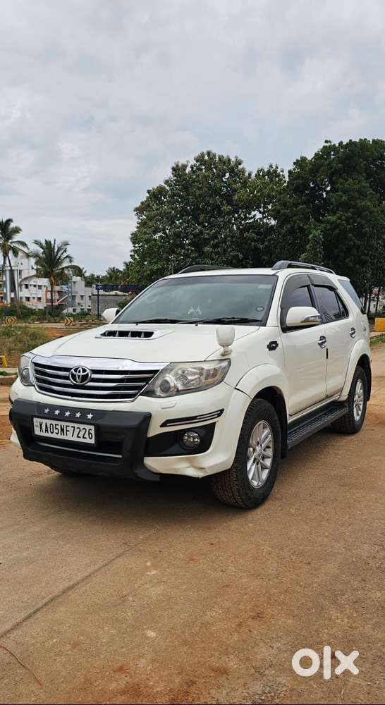 Toyota Fortuner 2.5 4x2 Mt Trd Sportivo, 2013, Diesel