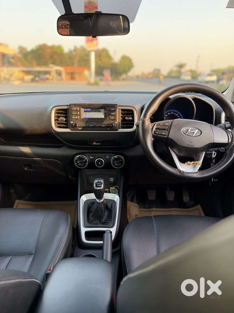 Hyundai Venue S Turbo, 2019, Petrol