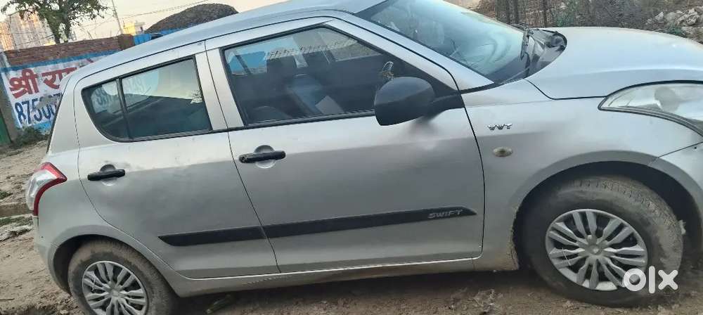 Maruti Suzuki Swift 2013 Petrol
