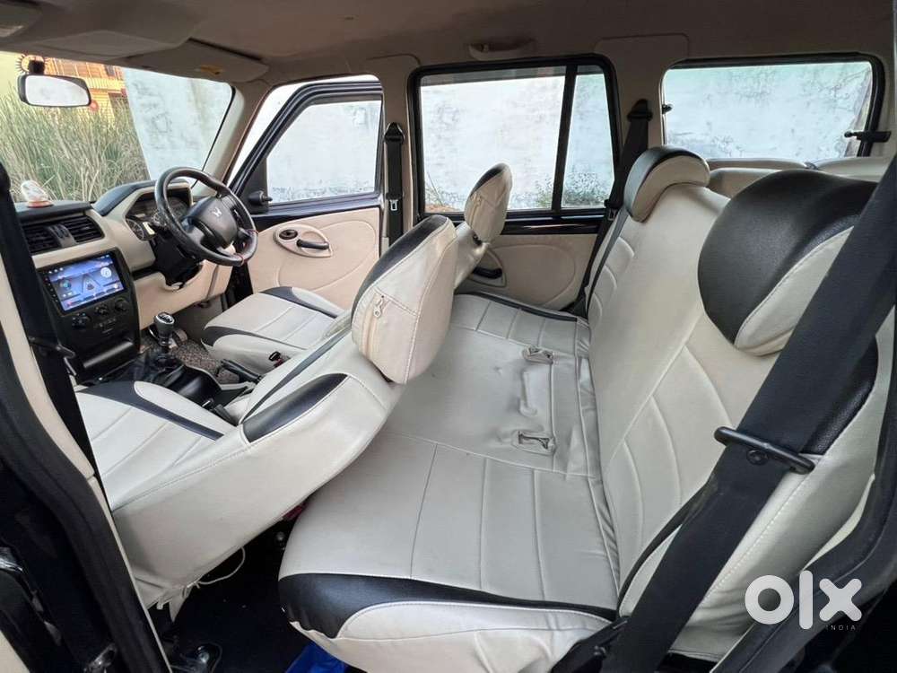 Mahindra Scorpio Classic 2023