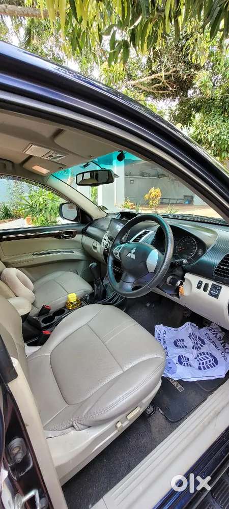 Mitsubishi Pajero Sport 2015 4x4 Manual