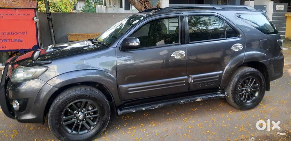 Toyota Fortuner 3.0 4x4 Manual, 2015, Diesel
