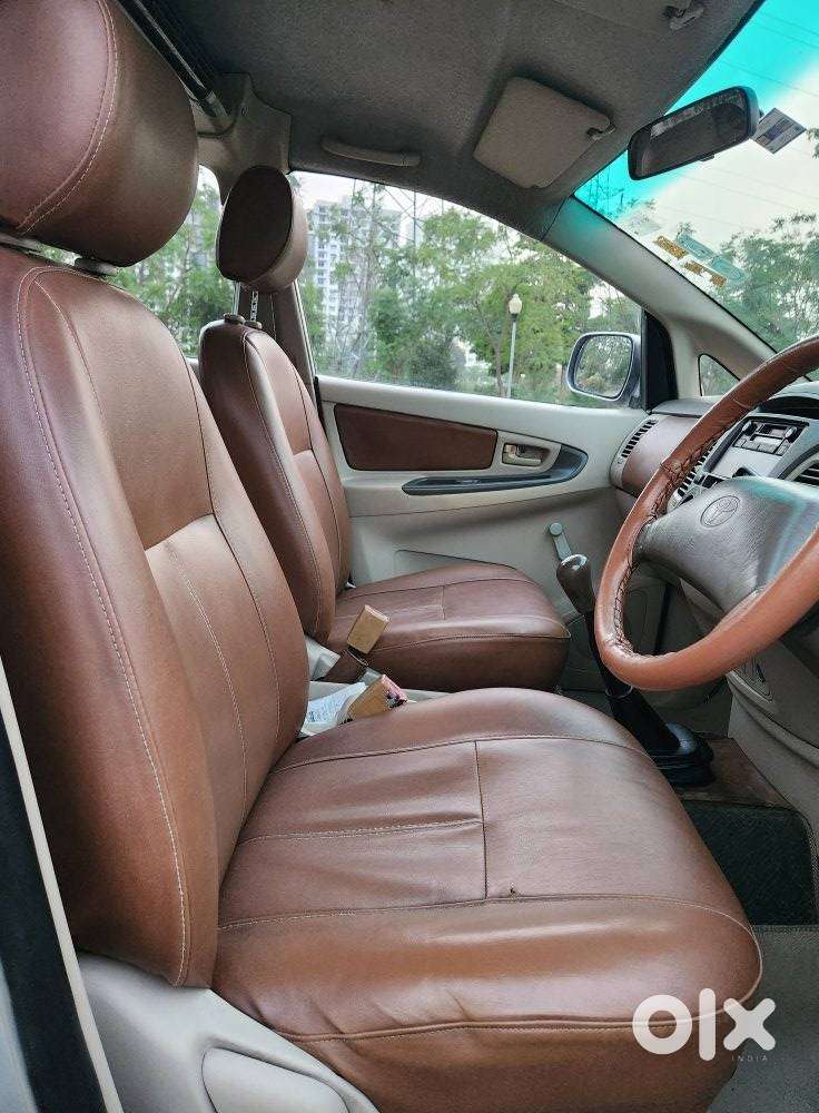 Toyota Innova 2.5 Ev (diesel) Ms 8 Seater Bs Iv, 2006, Diesel