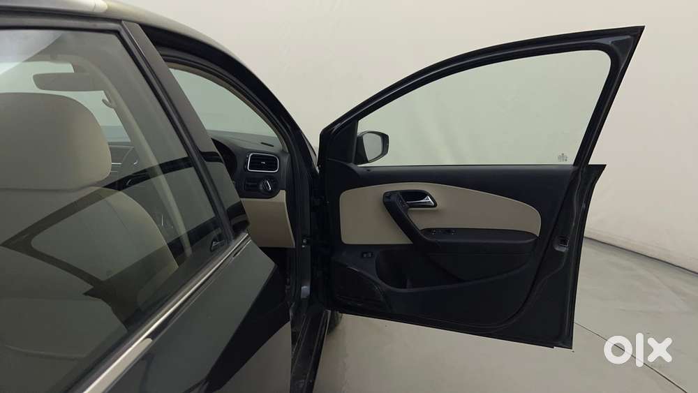 Skoda Rapid 1.6 Mpi At Style, 2019, Petrol