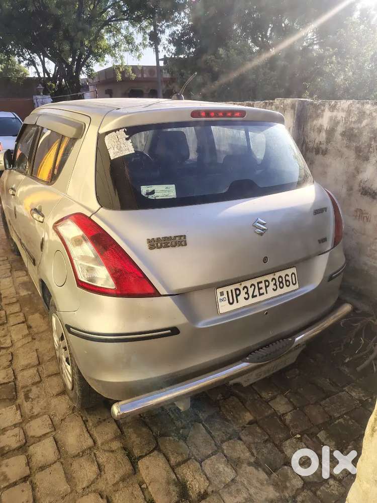 Maruti Suzuki Swift 2012 Diesel 90000 Km Driven