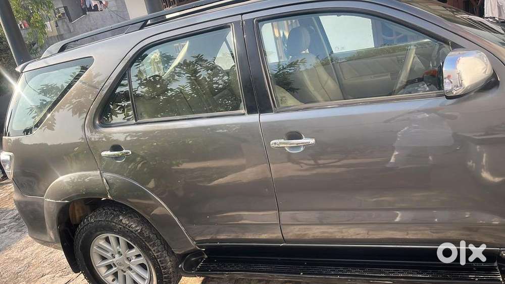 Toyota Fortuner 2010 Diesel Well Maintained