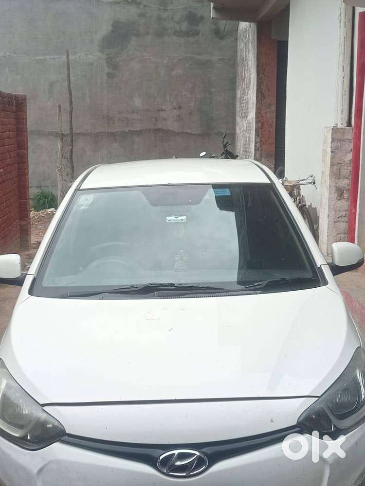 Hyundai I20 2012 Cng & Hybrids Good Condition