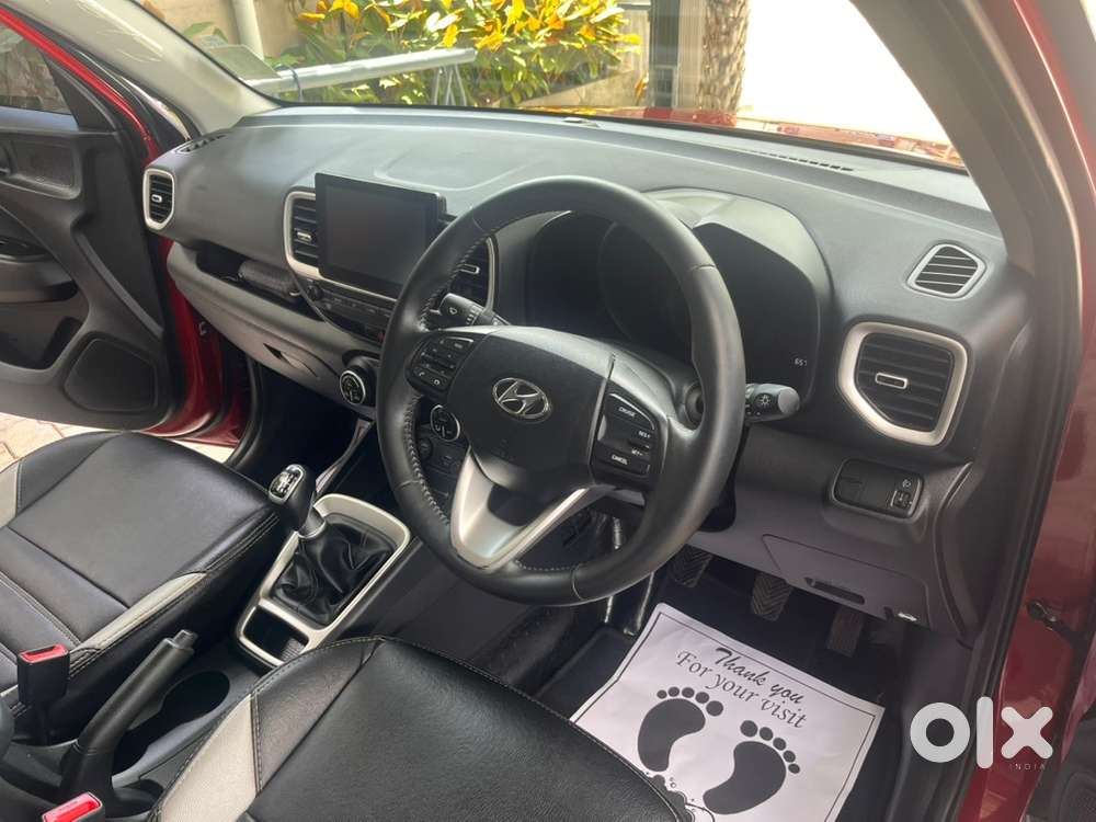 Hyundai Venue Petrol 2021