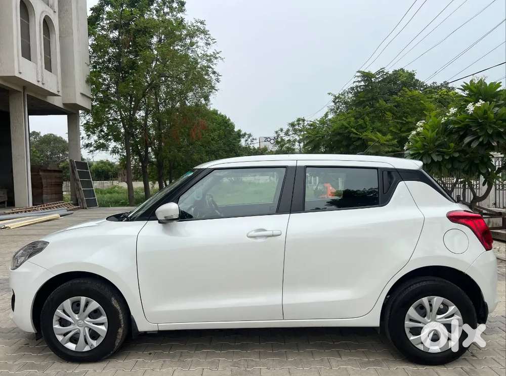 Maruti Suzuki Swift Amt Vxi 2023