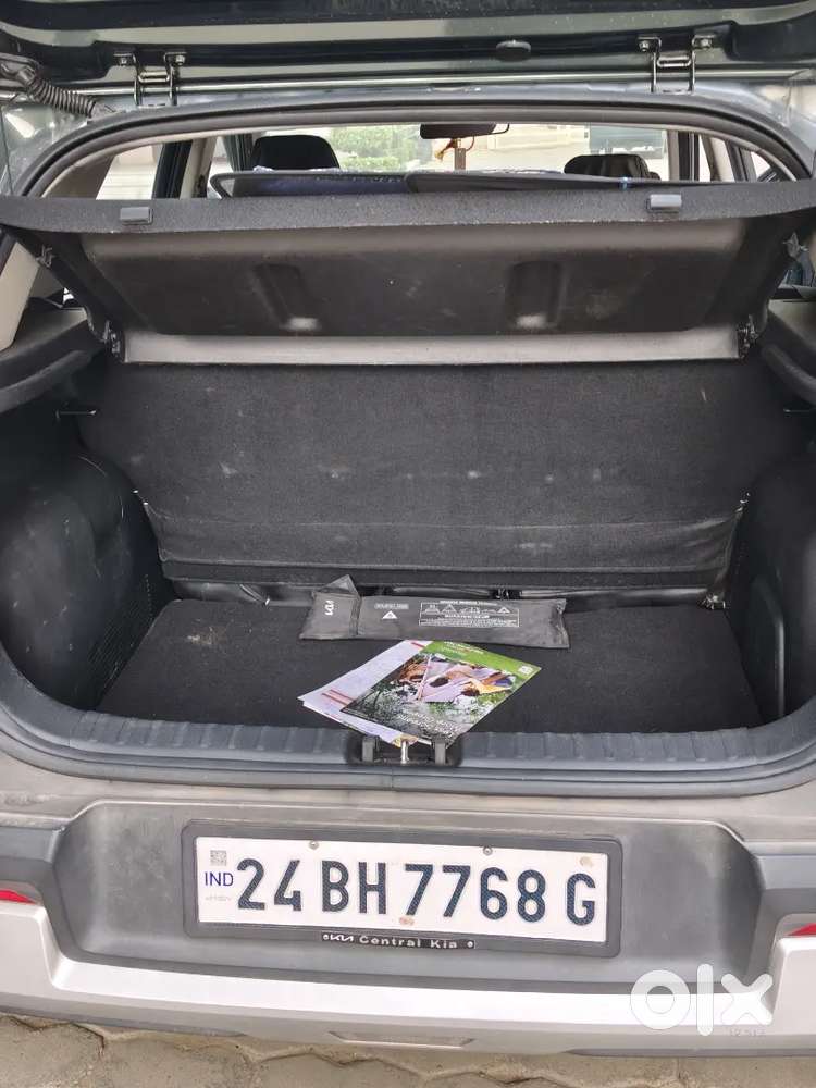 Kia Sonet 1.2 Htk Plus 2024 Model