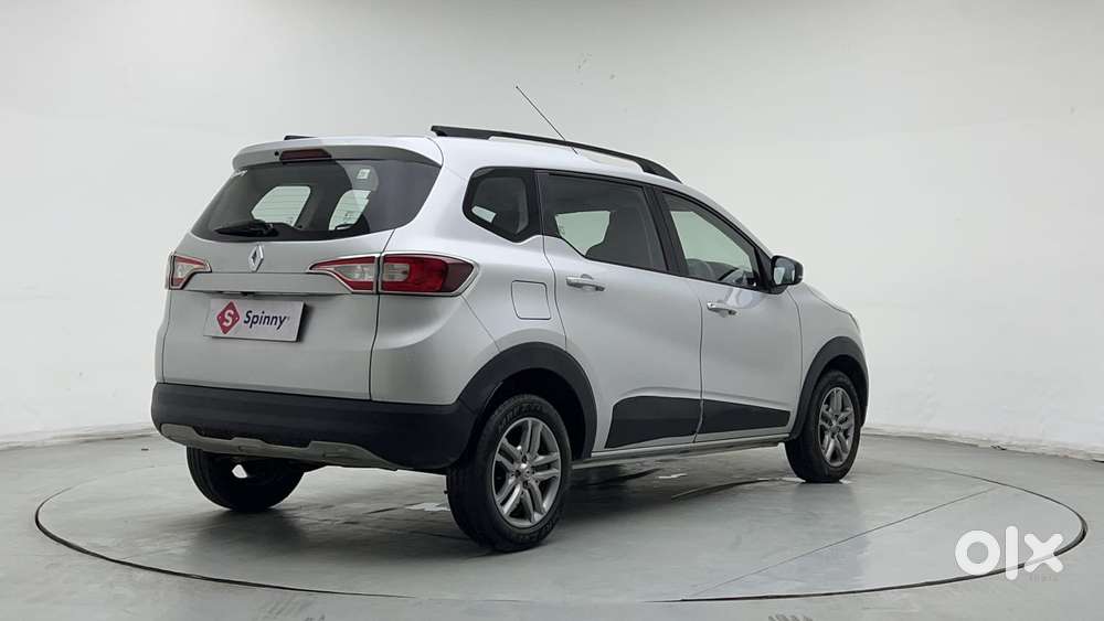 Renault Triber Rxz Easy-r Amt, 2023, Petrol
